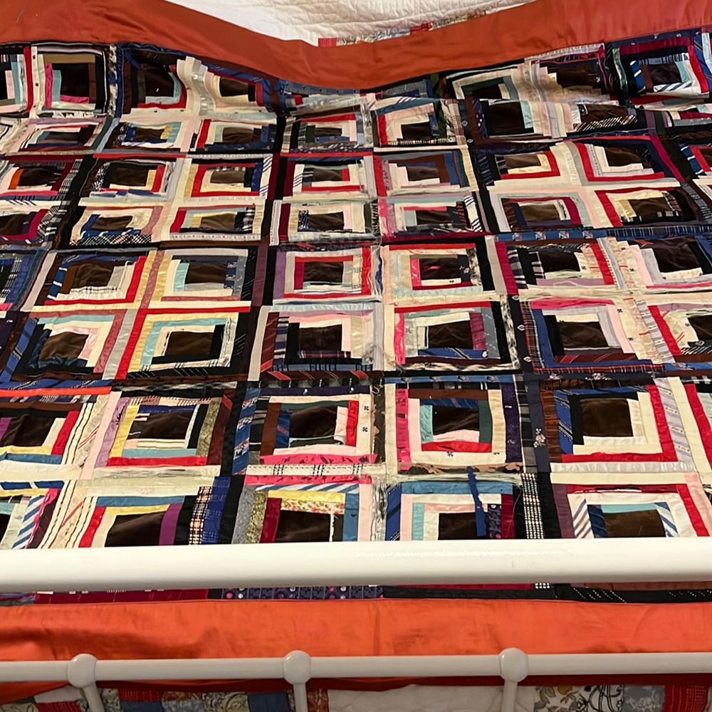 Antique patchwork quilt 68” x 76”